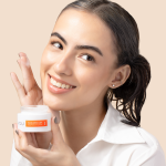 TikTok Trending 2 in 1 Moisturizer For Brightening and Skin Barrier Repair